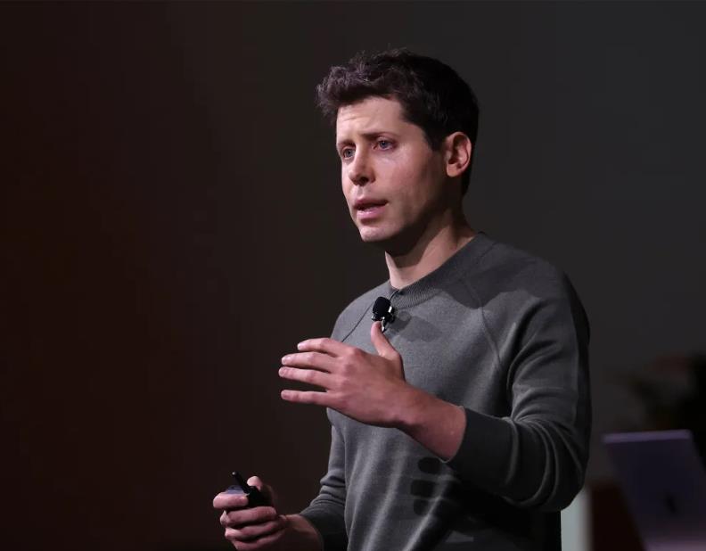 Sam Altman addresses ‘bumpy’ GPT-5 rollout, bringing 4o back, and the ‘chart .jpg