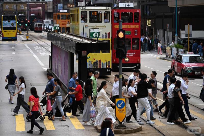 香港抢人才再掀反思.jpg
