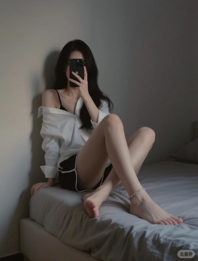 居家拍照｜裸足真的太美了！.jpg