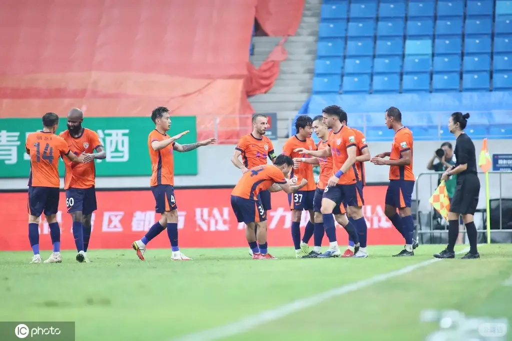 中超-林创益破门刘鑫瑜扳平 海牛1-1河南3轮不胜.jpeg