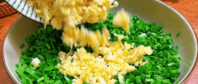 c61327045f1c4fb29156d1f00930a9e4.gif