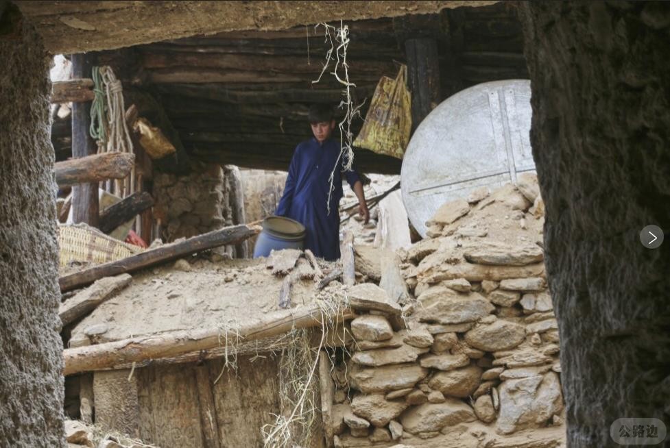 Death toll from Afghan earthquake jumps to more than 2,200 as aid agencies plead.jpg