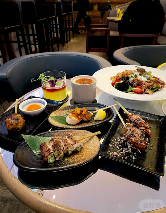 香港时尚酒吧与居酒屋美食 (1).png