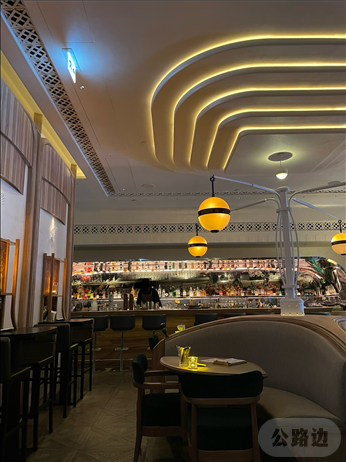 香港时尚酒吧与居酒屋美食 (14).png