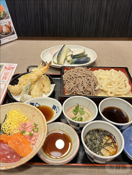 一人で日本で10日間何を食べましたか (1).png