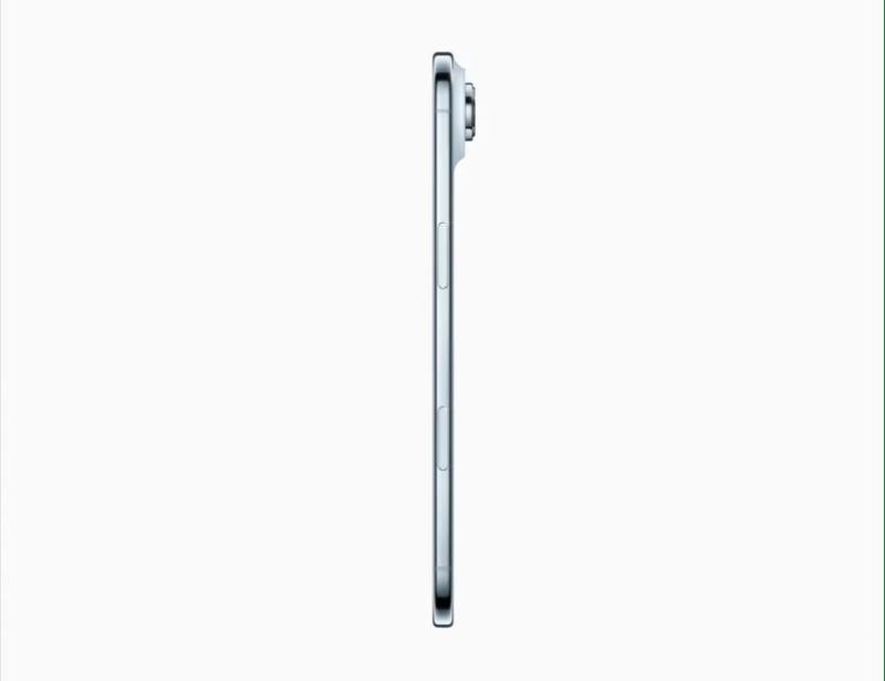I want to love Apple’s new iPhone Air, but the iPhone 17 is a better deal.jpg