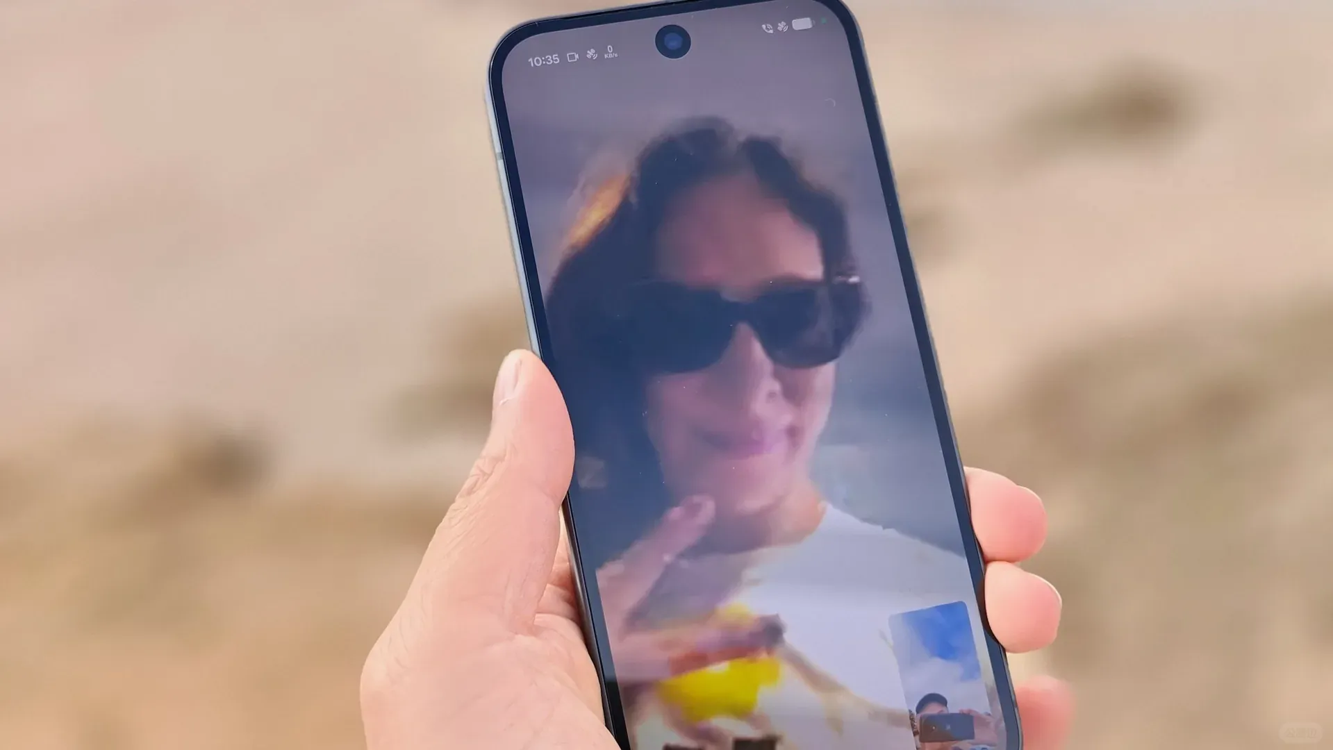 I Tested Video Chats on T-Mobile's Cellular Starlink, and It Was Pretty Min.jpg