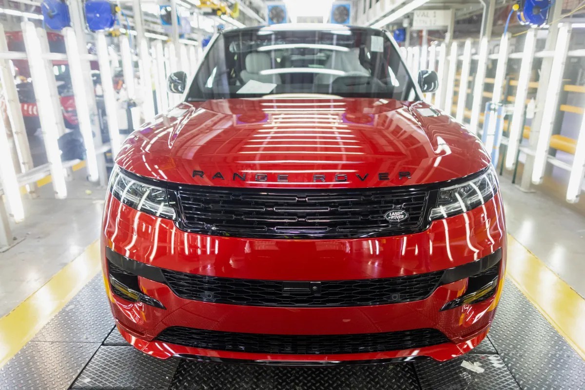 jaguar-land-rover-factory.jpeg
