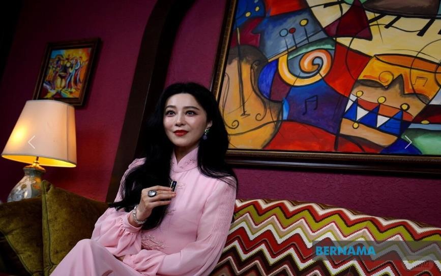 Fan Bingbing Inspired By Siti Nurhaliza, Hopes To Collaborate On Malay Songs.jpg