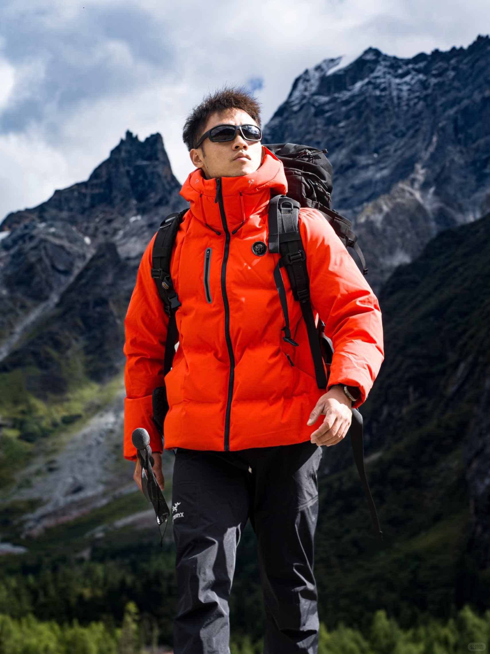 High fluffy goose down jacket (1).jpg