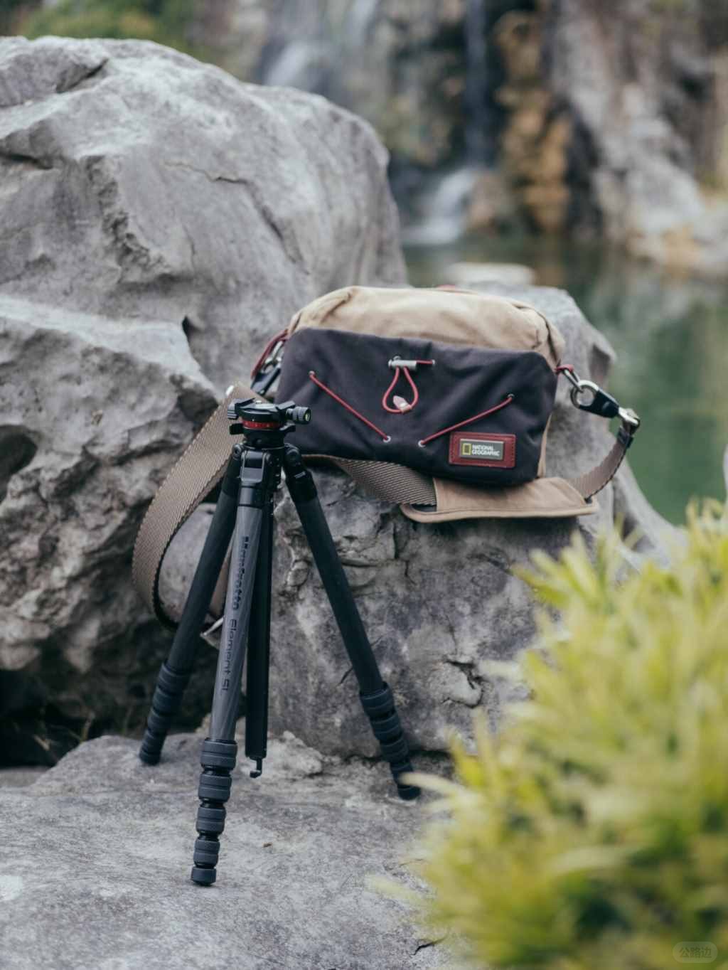 camera tripod (5).jpg