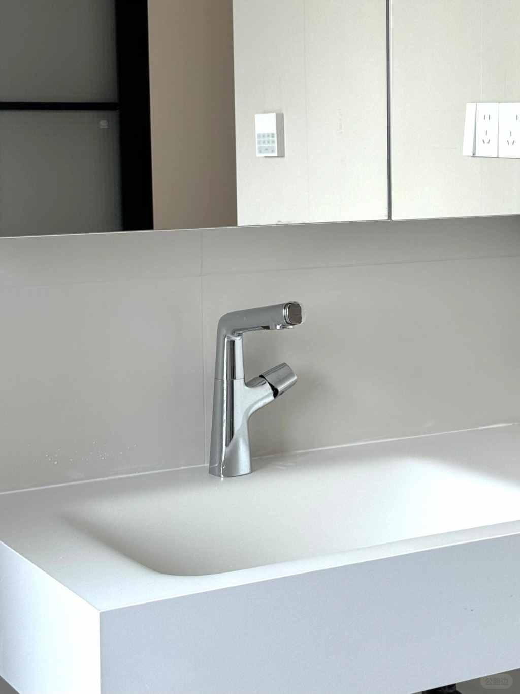 Bathroom hardware (12).jpg