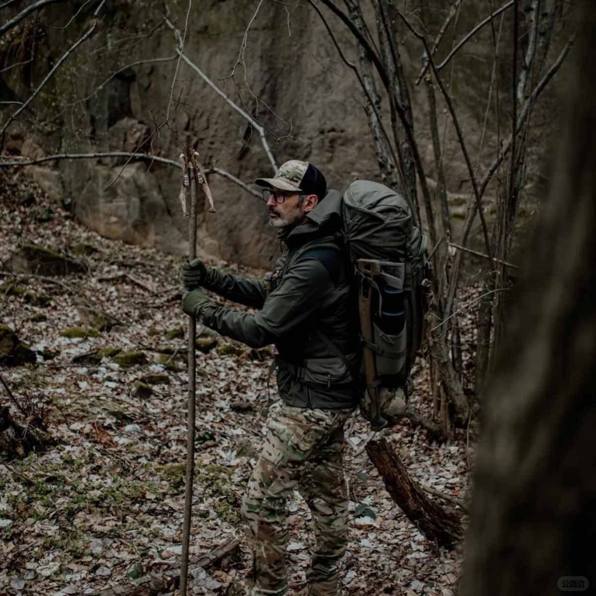 Tactical equipment is the evil path of outdoor enthusiasts (3).jpg