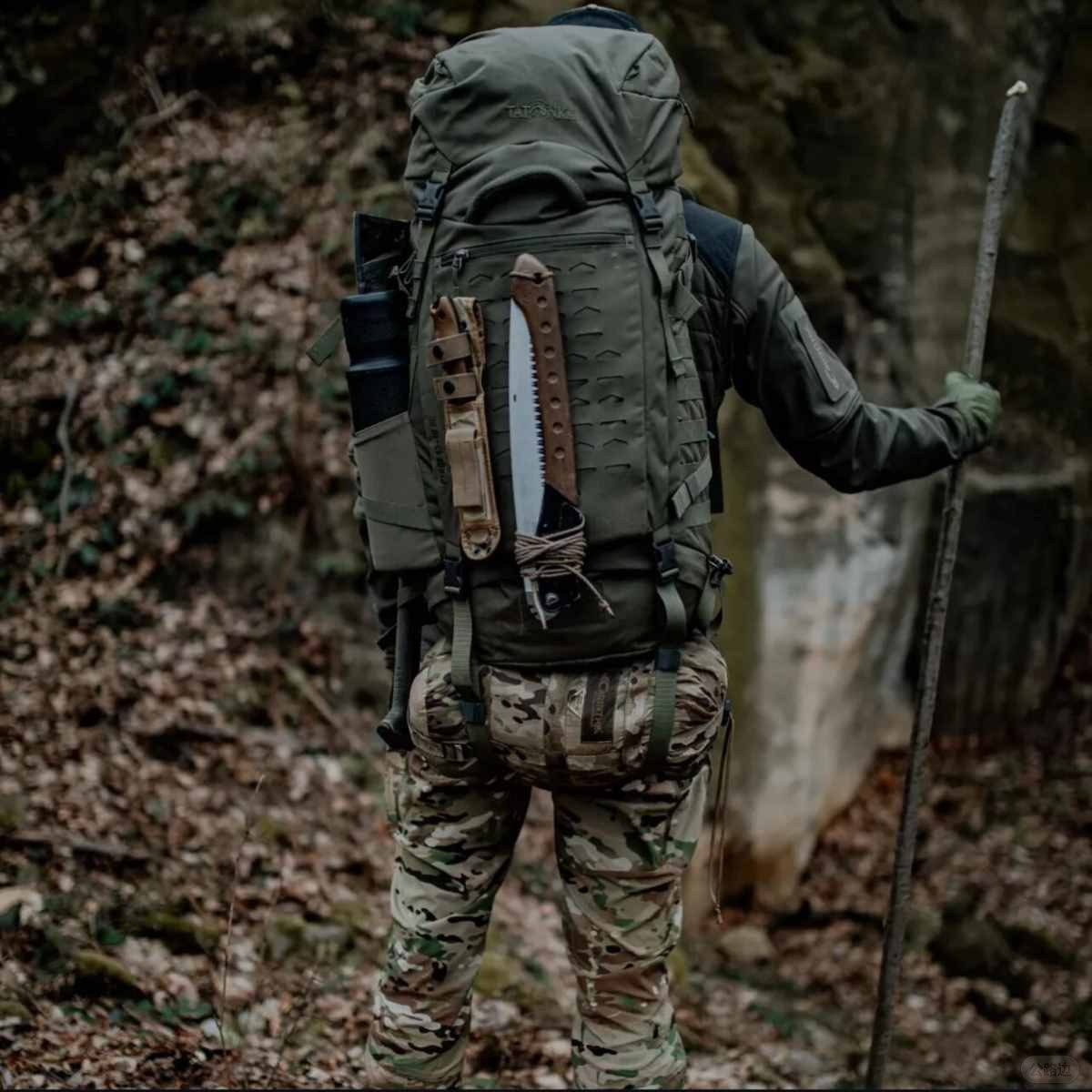 Tactical equipment is the evil path of outdoor enthusiasts (7).jpg