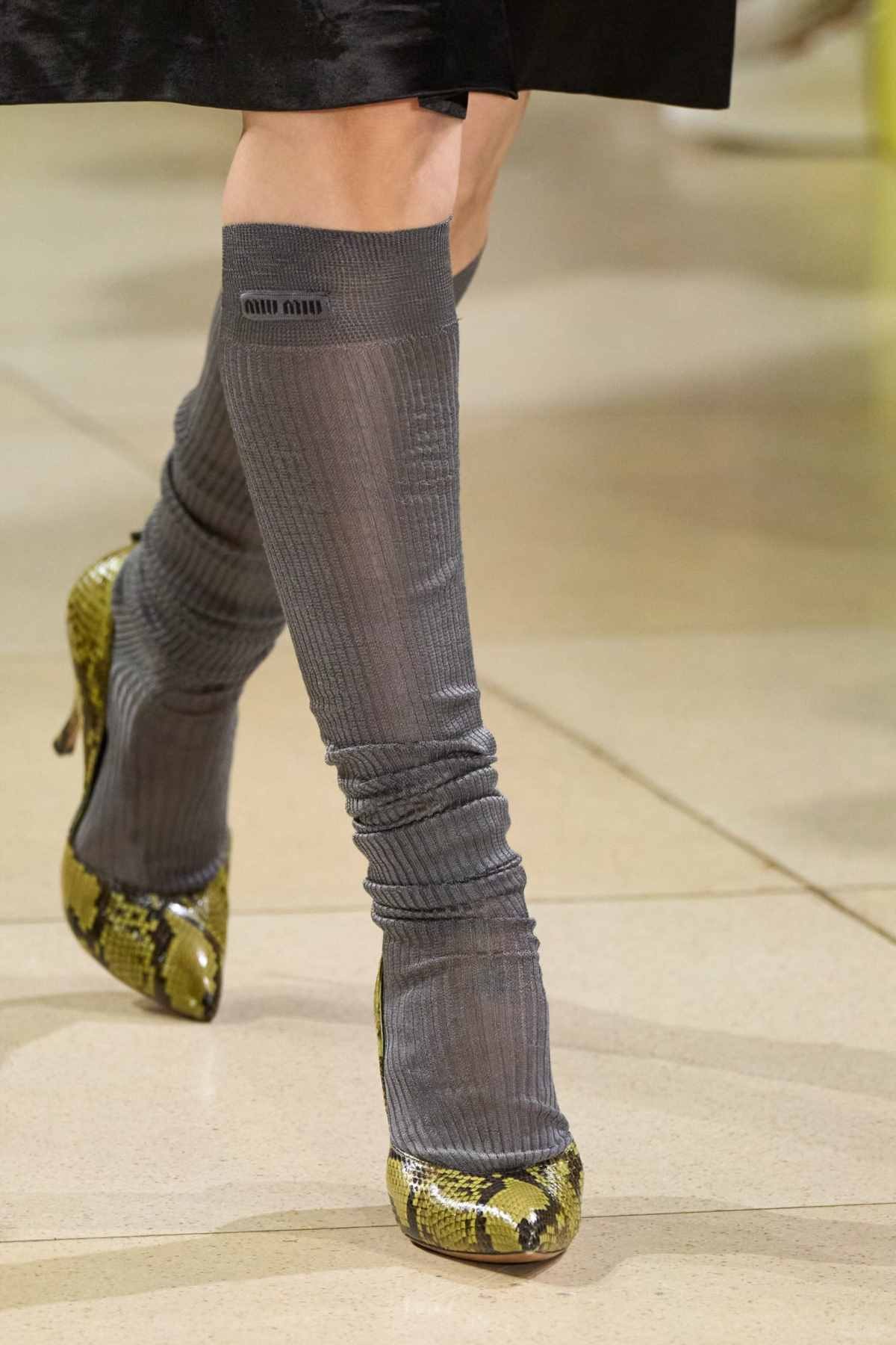 Showroom hits shoes and boots directly (17).jpg