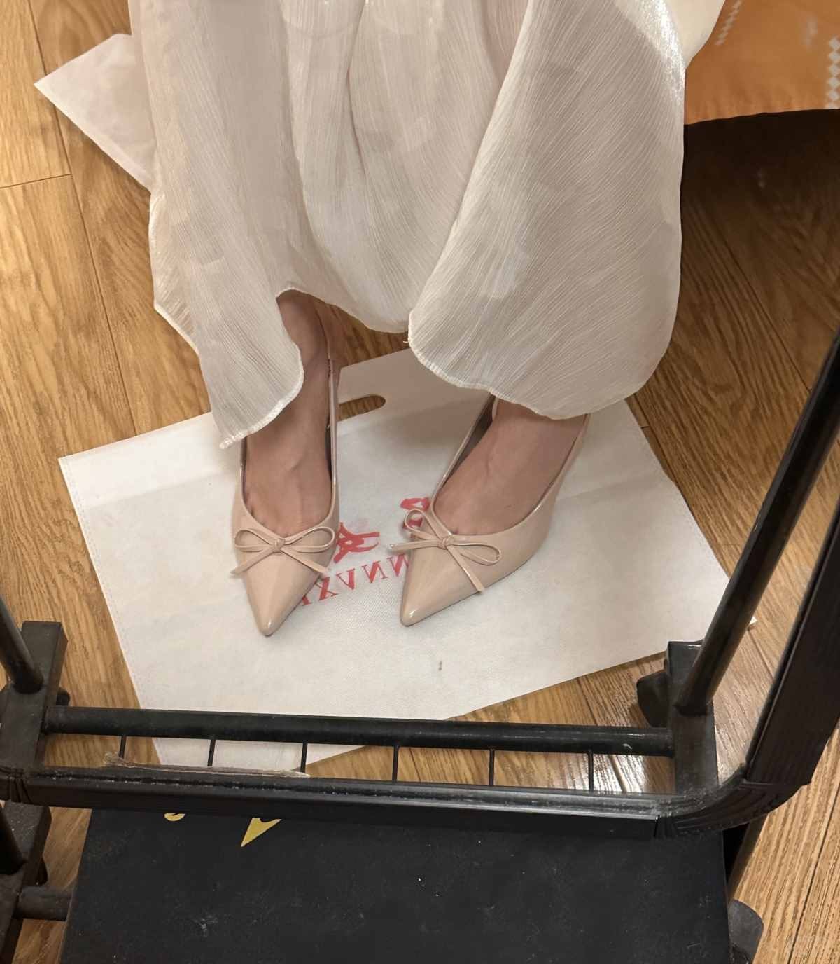 Real evaluation of 8cm temperament nude colored high heels (4).jpg