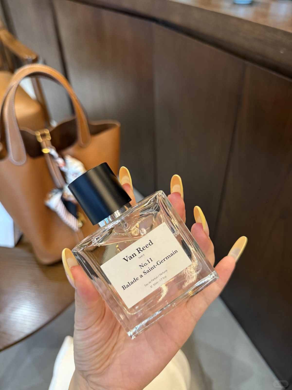 I was praised by the counter elder sister that my perfume smells good (2).jpg