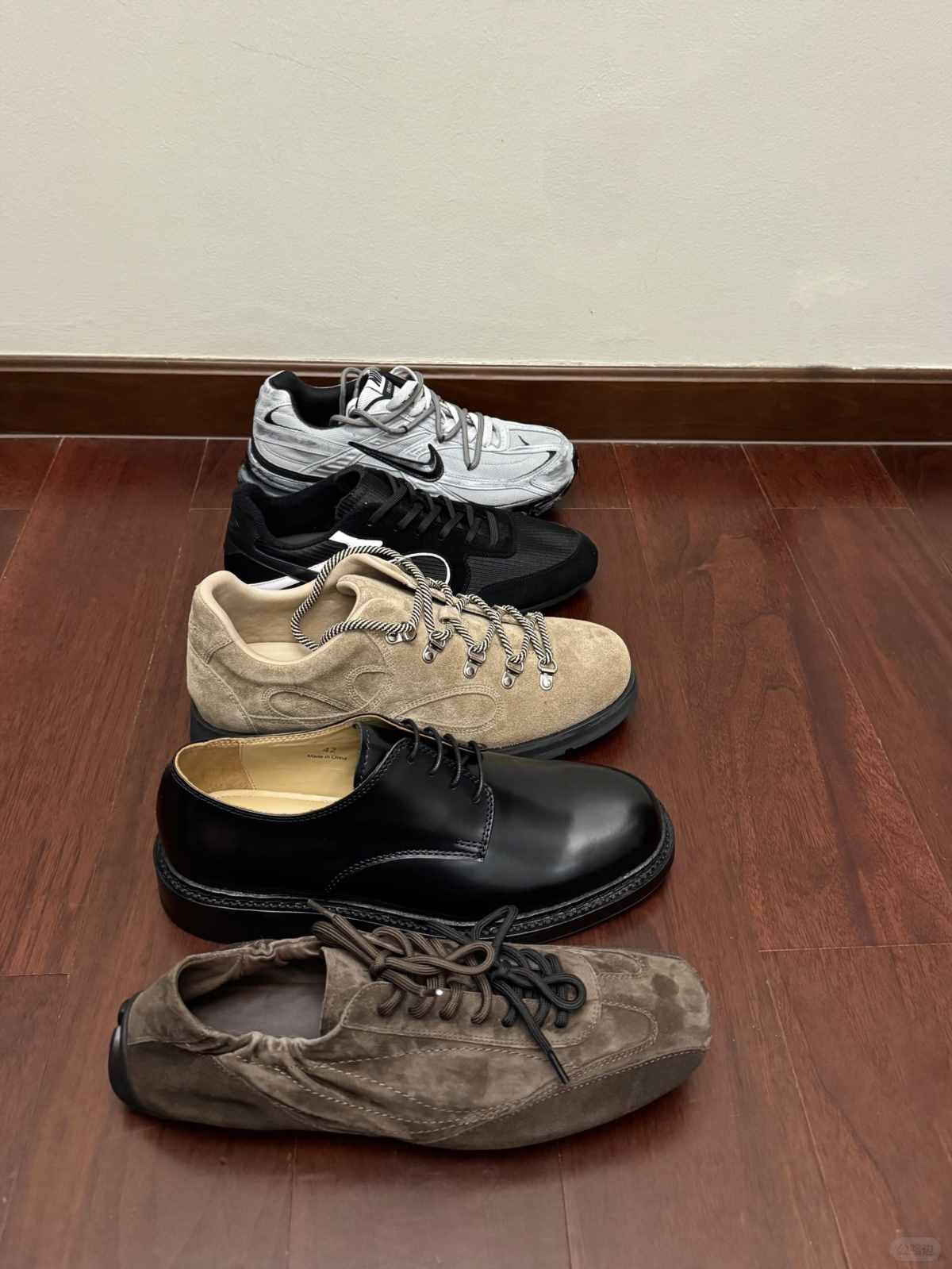 Versatile commuting shoes for autumn and winter wear (1).jpg