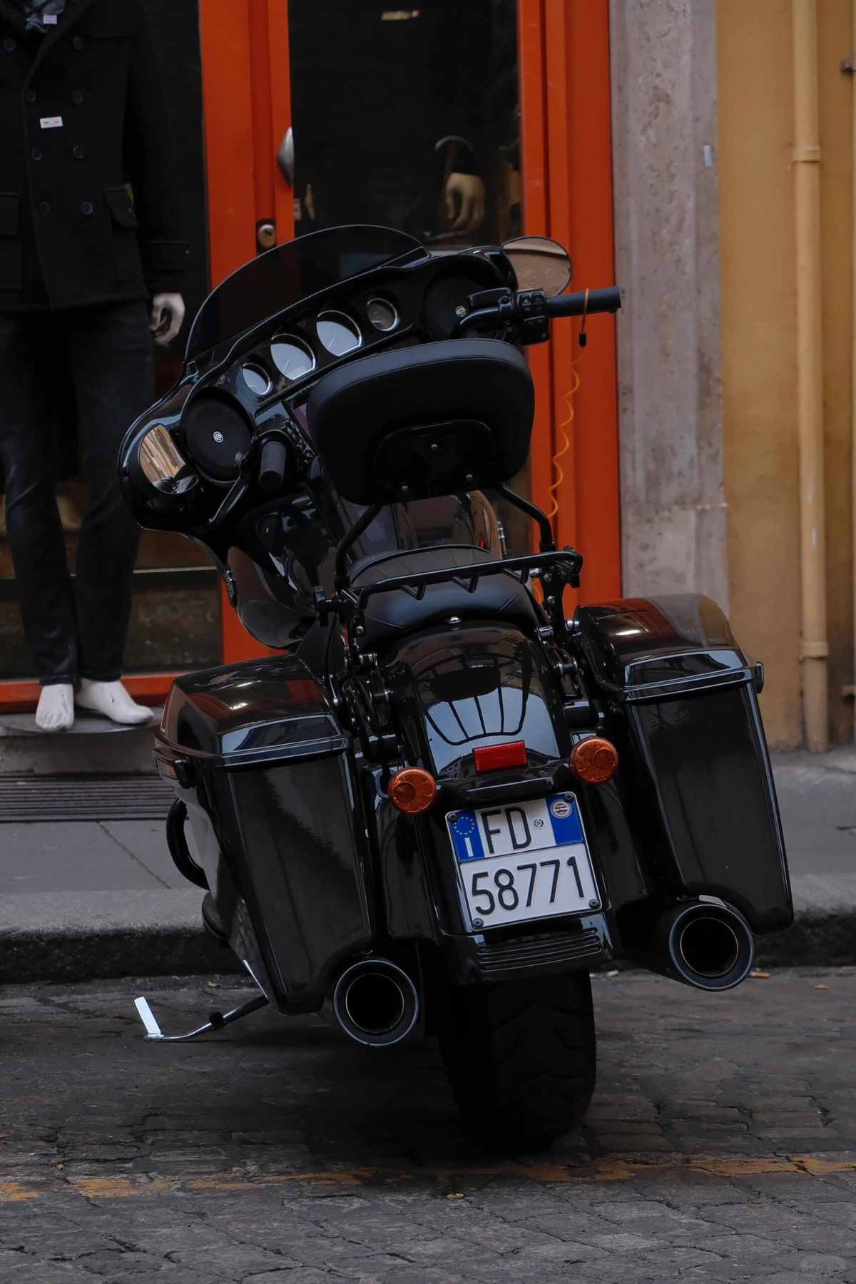 Harley motorcycles in Europe (17).jpg