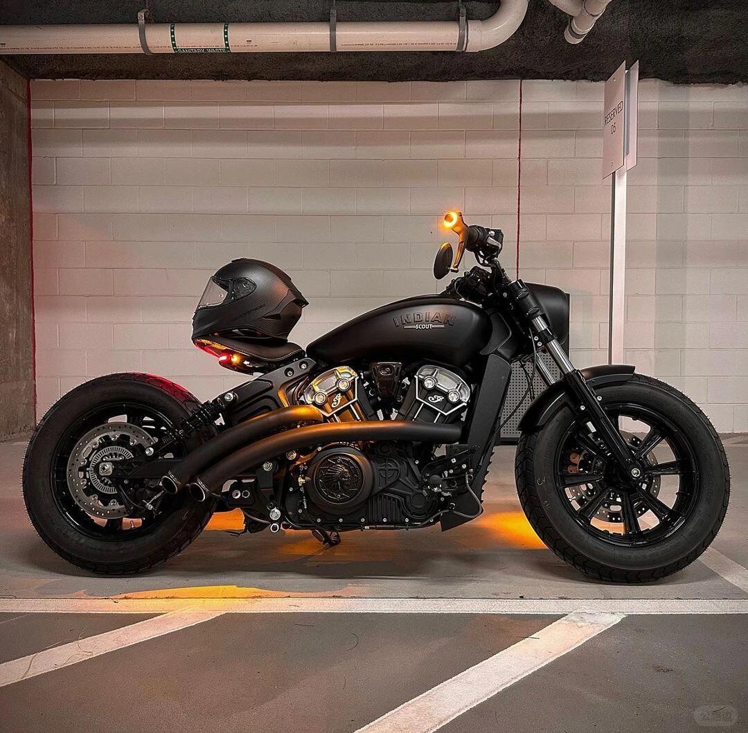 Indian motorcycle Lidian Bob (1).jpg