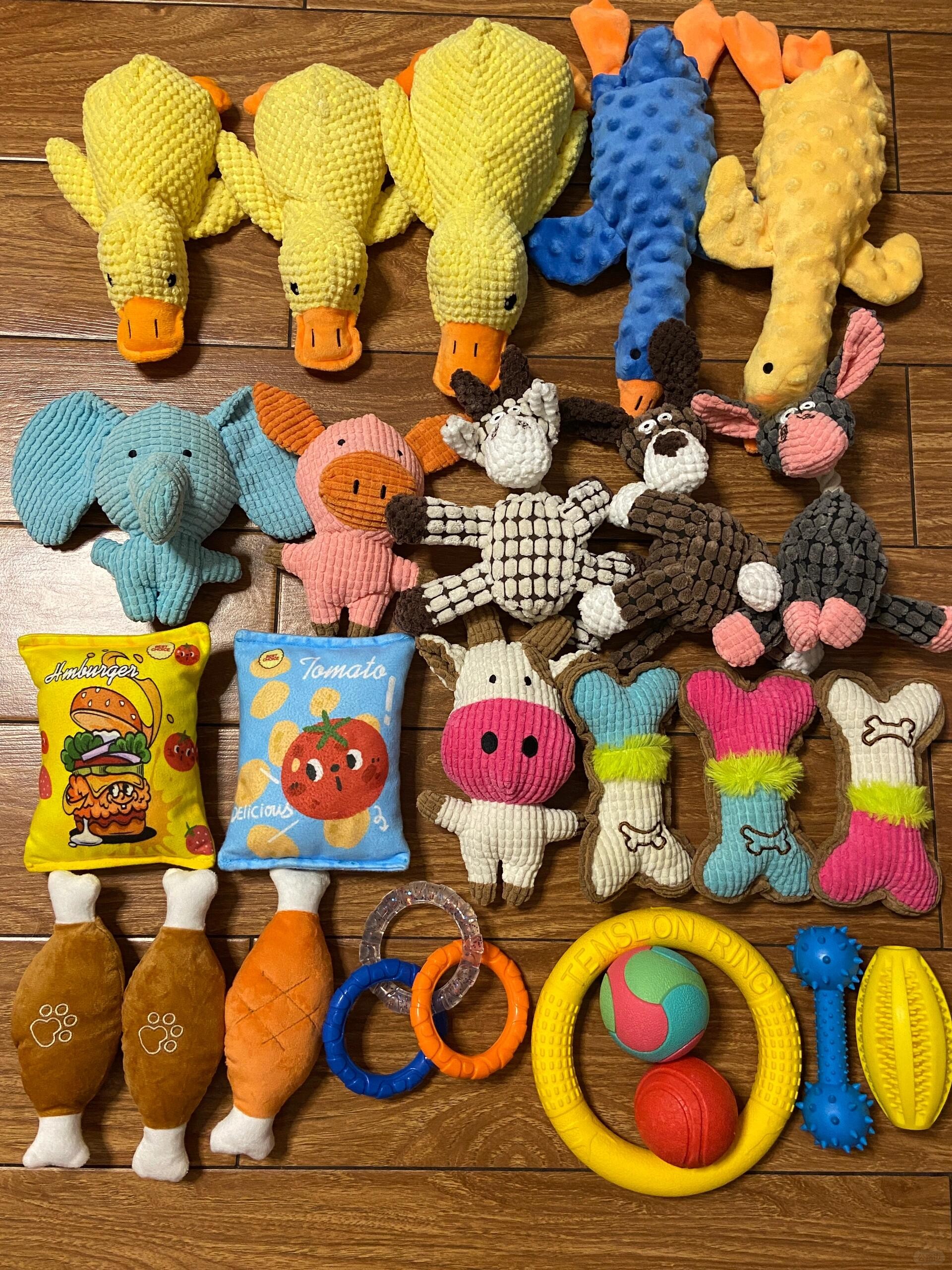 Clearance of Dog Toys (1).jpg