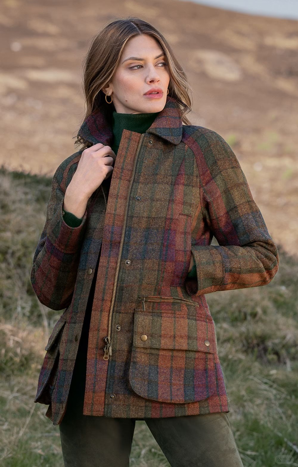 Ladies Tweed Sporting Coat (1).jpg