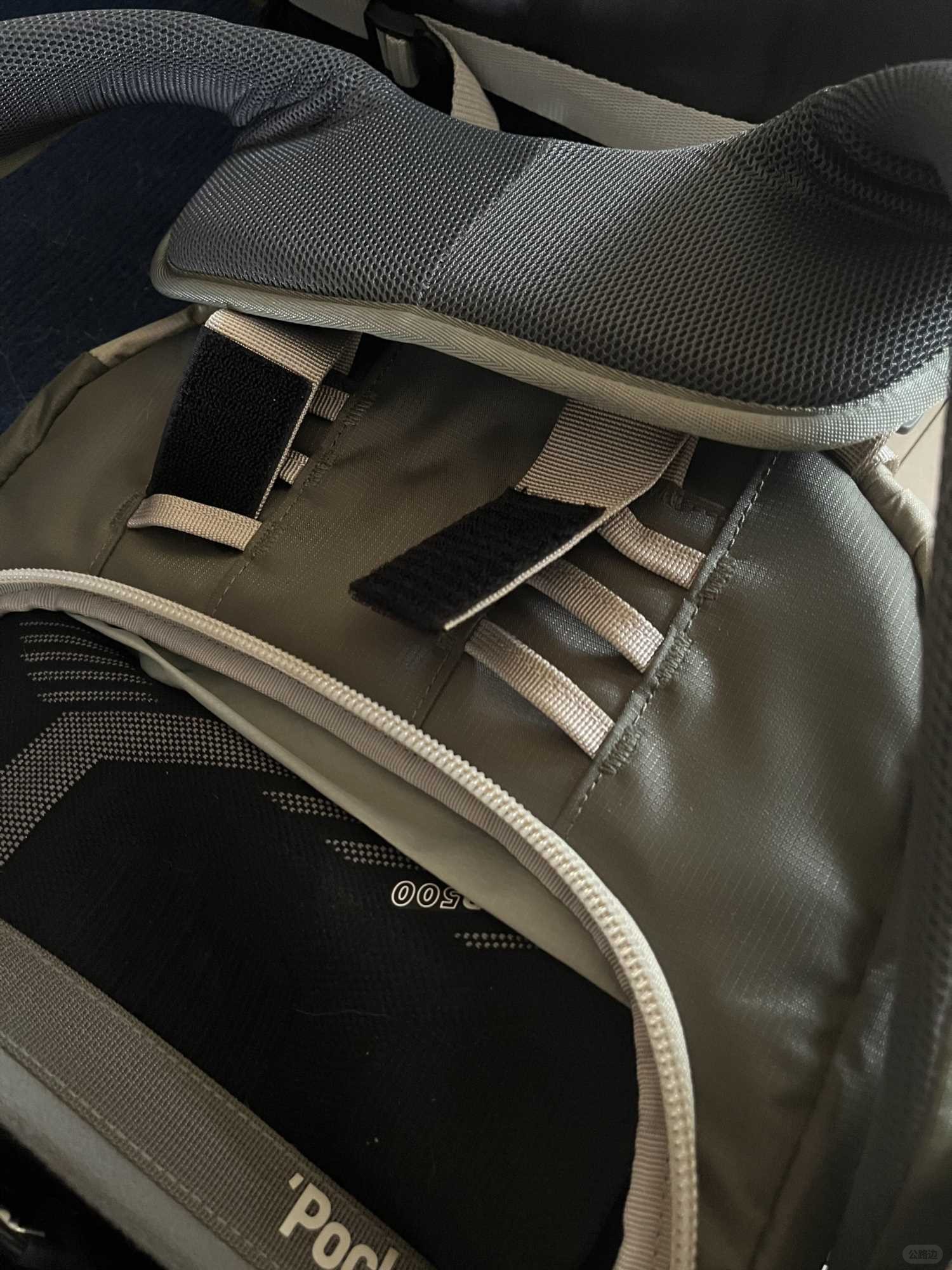 Outdoor photography bag for people (14).jpg