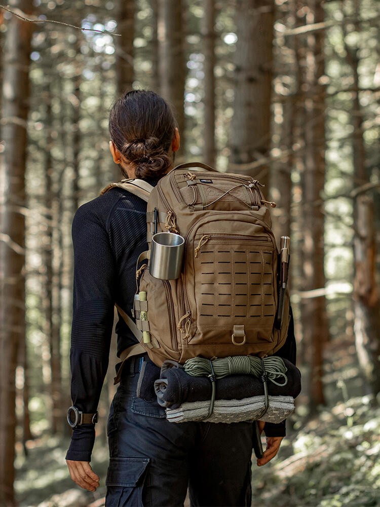 Magotapu backpack (3).jpg