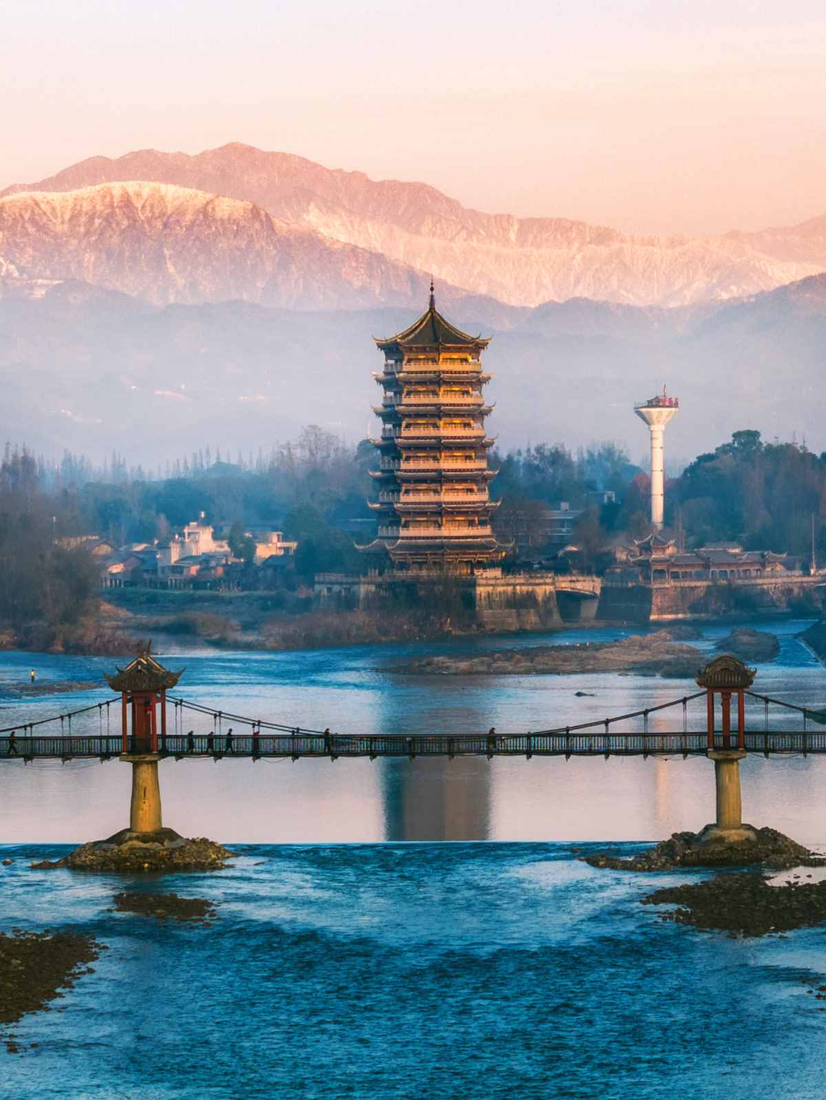 Within an hour around Chengdu, I was amazed by the millennium old town under the (5).jpg