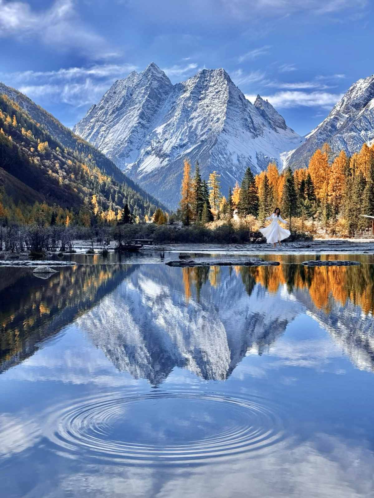 At this moment, western Sichuan is simply an ideal in the world (1).jpg