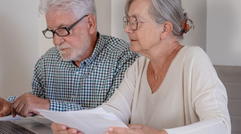 Families stung by soaring IHT bills on gifts as tax haul jumps 153%.jpg