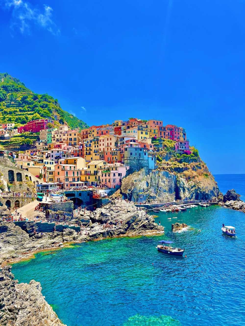 Cinque Terre is a collective term for five cliff fishing villages located on the.jpg