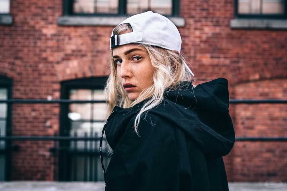 KON 2025 AutumnWinter Knight Series Brooklyn Street Photography Catalog (21).jpg