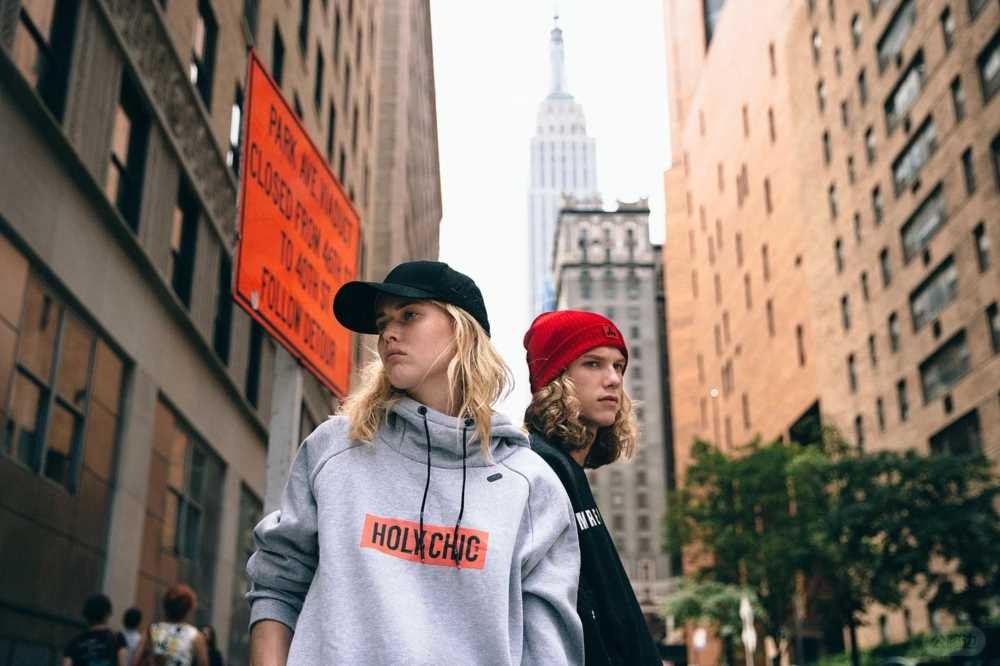 KON 2025 AutumnWinter Knight Series Brooklyn Street Photography Catalog (24).jpg