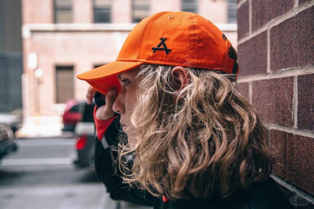 KON 2025 AutumnWinter Knight Series Brooklyn Street Photography Catalog (28).jpg