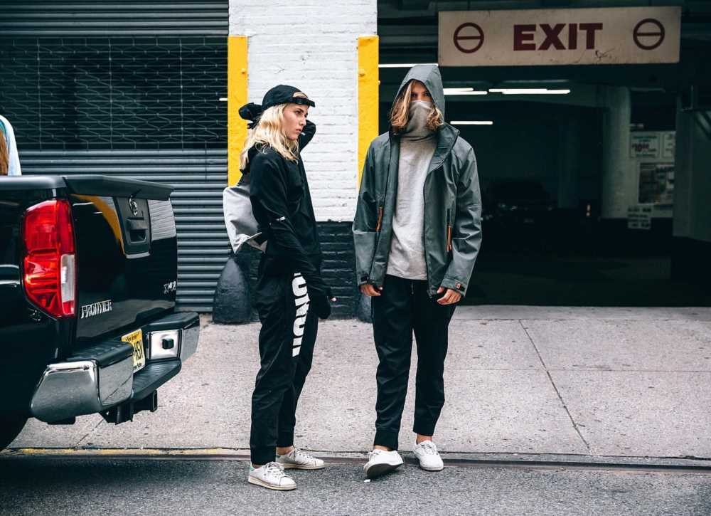 KON 2025 AutumnWinter Knight Series Brooklyn Street Photography Catalog (32).jpg