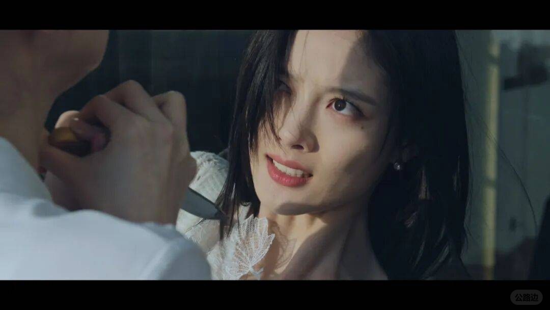 Dear X, Jin Yuzhen plays the role of a vicious female thief! The large-scale dar.jpeg