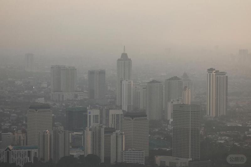 Jakarta Grapples with Severe Air Pollution; Nearly 2 Million Respiratory Infecti.jpg