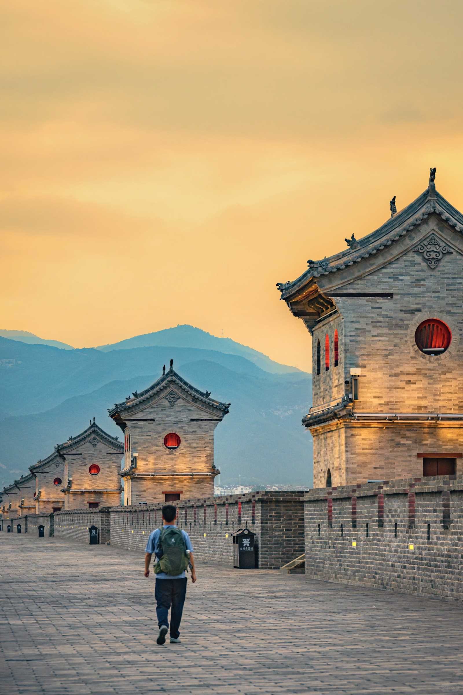 I Made a Special Trip to Taiyuan Just for These 18 Photos  Plus Shooting Spots (1).jpg