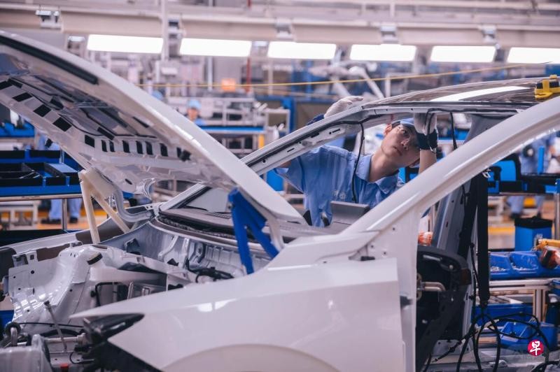 China's nationwide retail sales of passenger vehicles reached 2.225 million.jpg