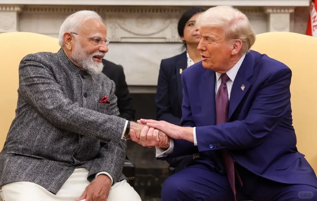 美国总统与印度总统.jpeg