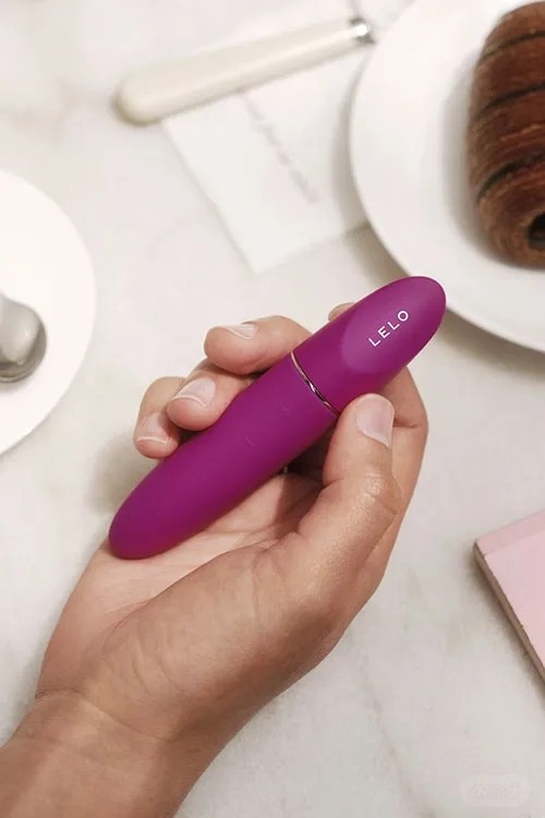 Lelo Mia 3 Discreet 4.4 Bullet Vibrator-3.webp.jpg