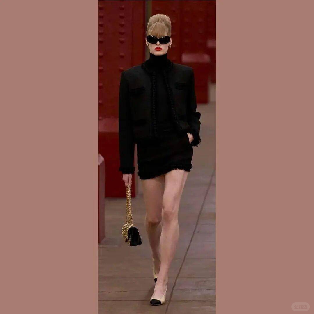 Demoted luxury goods (4).jpeg