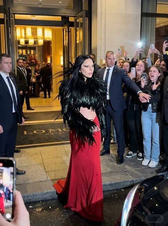 Lady Gaga's style has become fashionable (2).jpeg