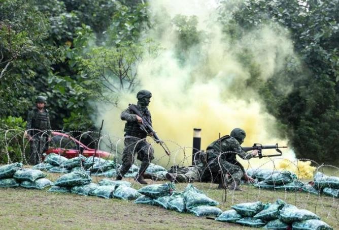 台国防部称有能力迅速应对中国大陆突袭.jpg