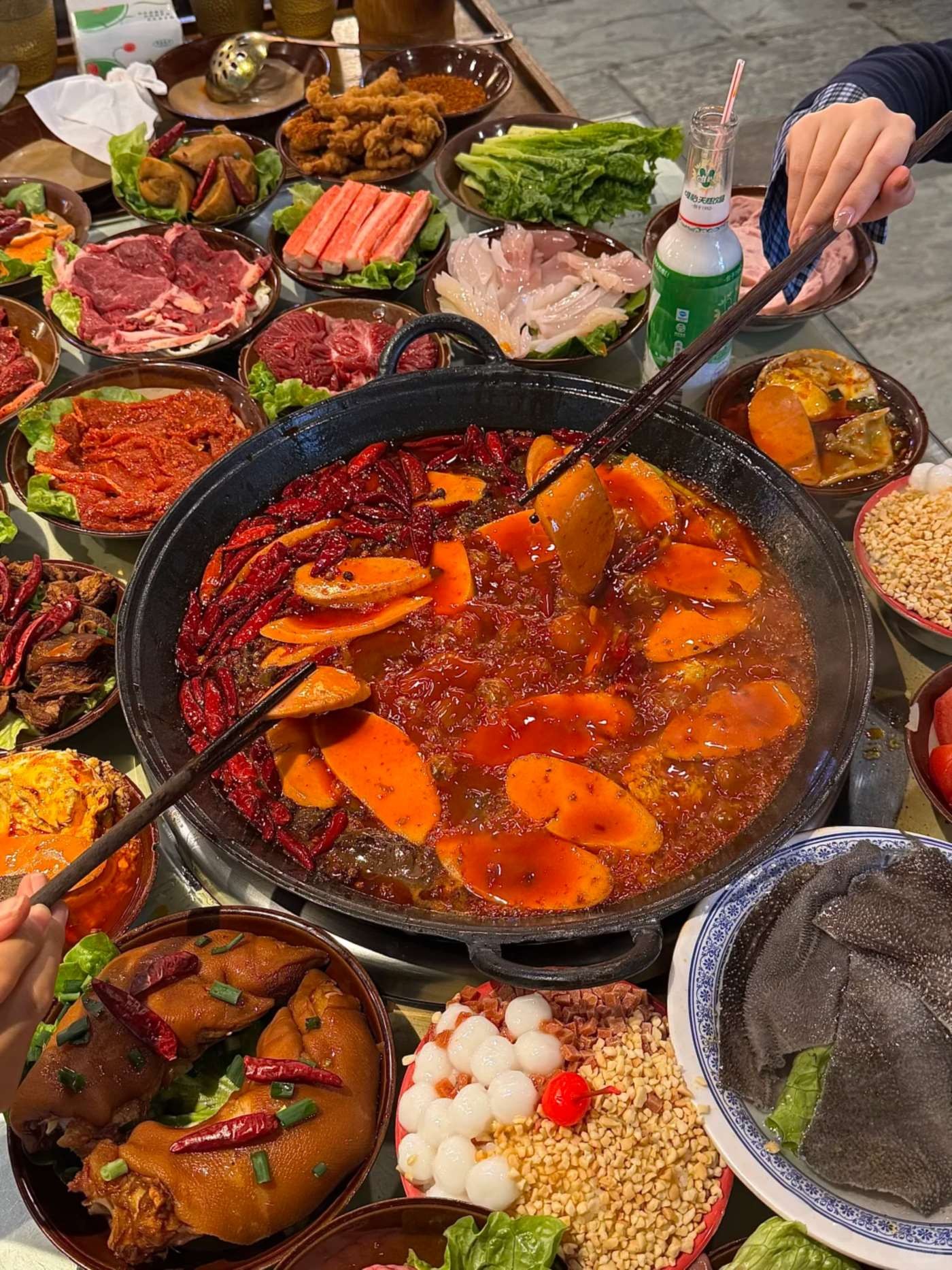 成都玉林路社区老火锅 (1).jpg