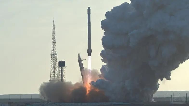 Two Failed First Flight Recoveries.jpg