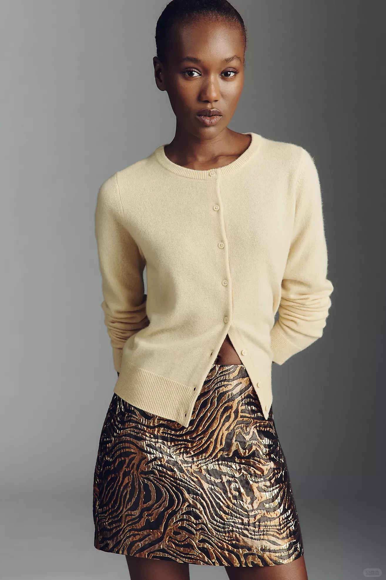 The Juliet Cashmere Cardigan Sweater (4).jpeg