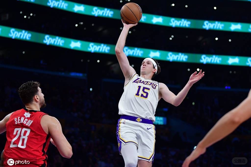 How Can the Lakers Resolve Their Losing Streak (4).jpeg