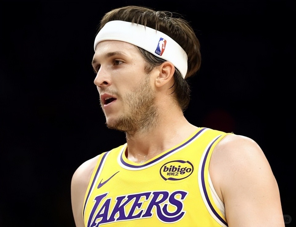 Lakers in a Bind (5).jpg